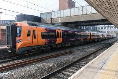 196113 at Wolverhampton. &copy; llamafish
