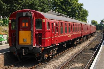 EMU 428 at Mid Hants Railway. &copy; South Coast Trainspotter