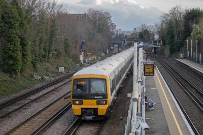465034 at Wandsworth Road. &copy; Zain