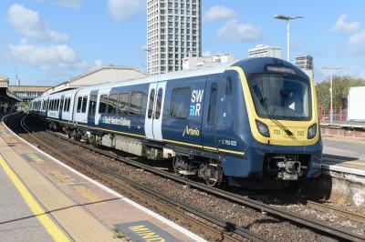 photo of 701022 at Clapham Junction