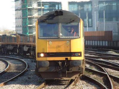 60087 at Cardiff Central. &copy; Byron5574