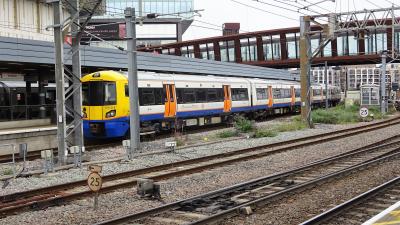 378216 at Stratford. &copy; Humber7107