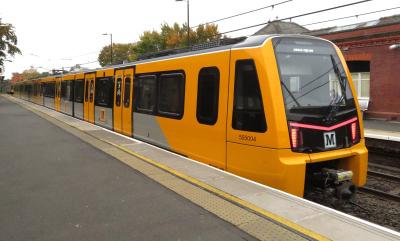 555004 at West Jesmond (Tyne & Wear Metro). &copy; Geoff