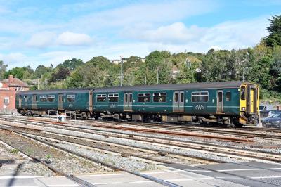 150261 at Exeter St Davids. &copy; Bestieboy