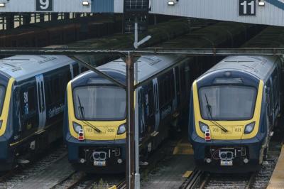 701020 at Clapham Junction. &copy; llamafish