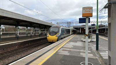 390103 at Nuneaton. &copy; Luivery