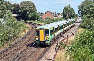 377213 at Havant. &copy; Bestieboy
