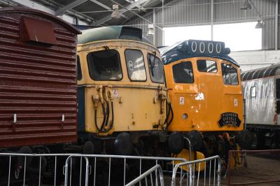 25059 at Barrow Hill. &copy; MJM