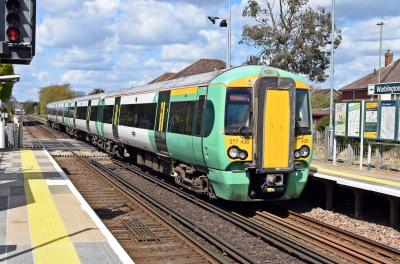 377436 at Warblington. &copy; Bestieboy