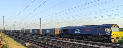 66431 at York - The Sidings Hotel. &copy; Geoff