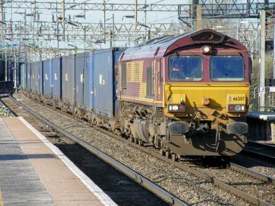 66207 at Northampton. &copy; llamafish