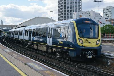 photo of 701026 at Clapham Junction