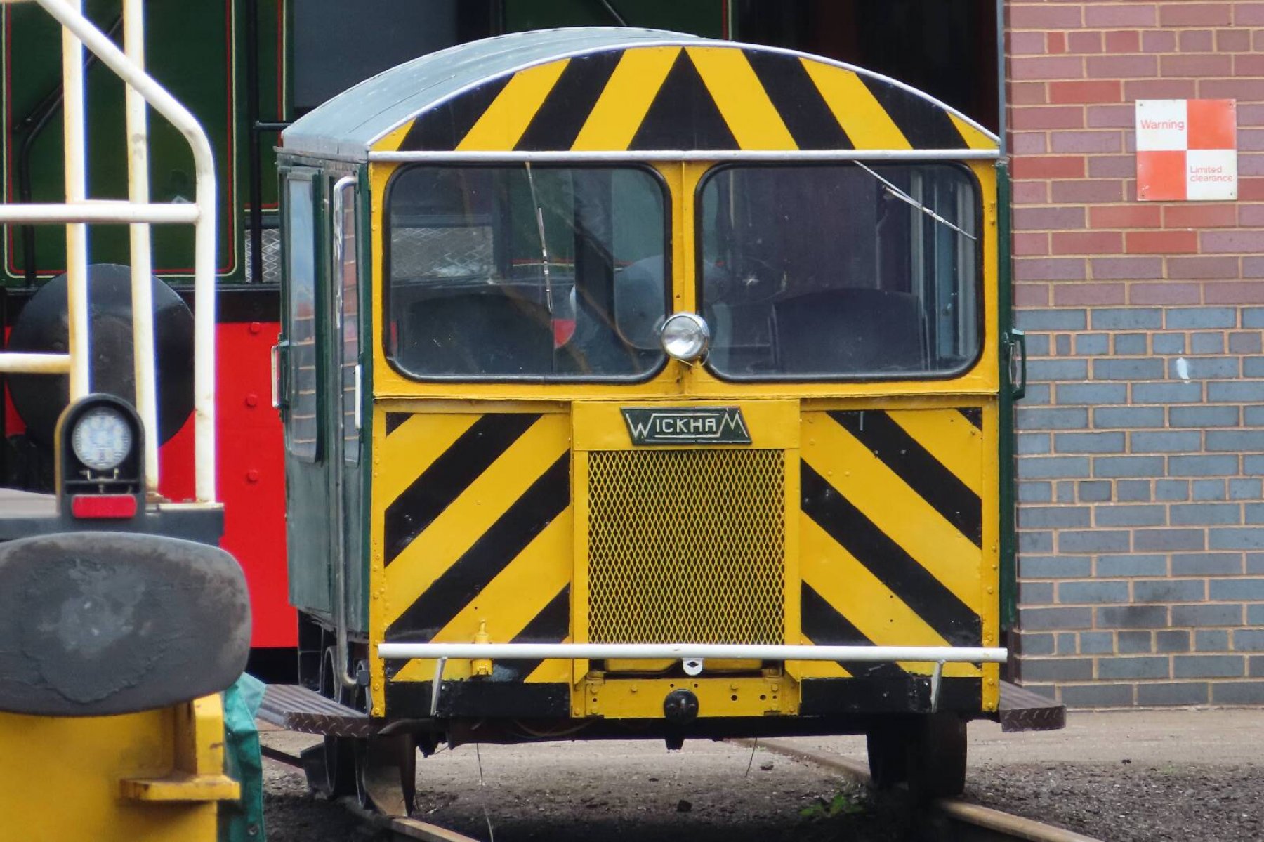 Photo of LMR9033 at Chasewater Railway — trainlogger
