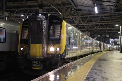 450026 at London Waterloo. &copy; Zain
