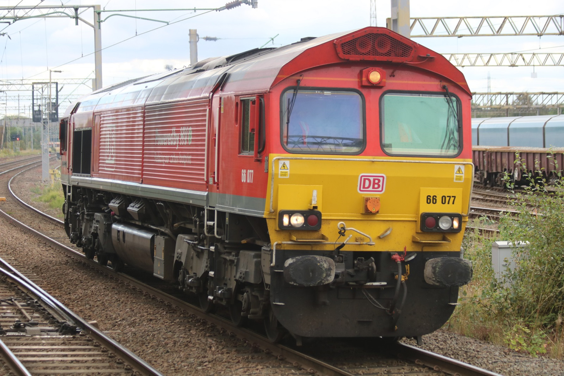Photo of 66077 at Bescot Stadium — trainlogger