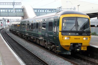 166218 at Bristol Parkway. &copy; JM-Freightliner