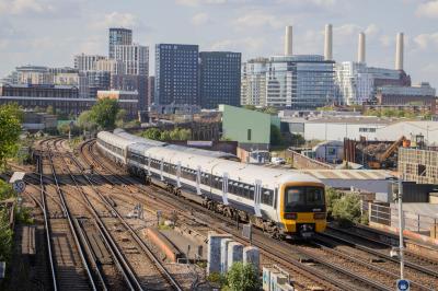 465180 at Wandsworth Road. &copy; Zain
