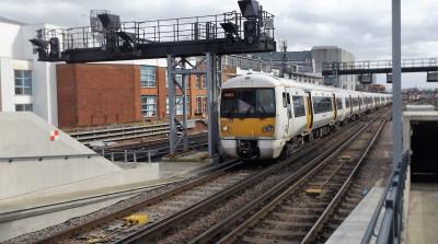 Class 376 - Bombardier Suburban Electrostar — trainlogger
