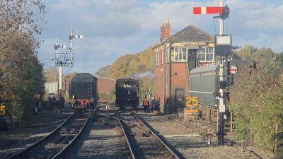 977992,47109 steam,USA 6046 steam at Chinnor & Princes Risborough Railway. &copy; MikeMOL