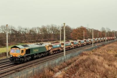 66416 at Winwick. &copy; stevexos