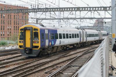 158759 at Leeds. &copy; llamafish