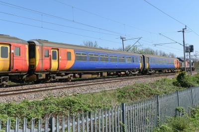 156497 at Kingsthorpe. &copy; llamafish