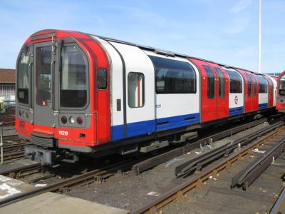 LU91219 at Hainault LU depot. &copy; Byron5574