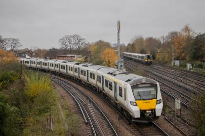 700012,444011 at Wimbledon West Junction. &copy; Zain