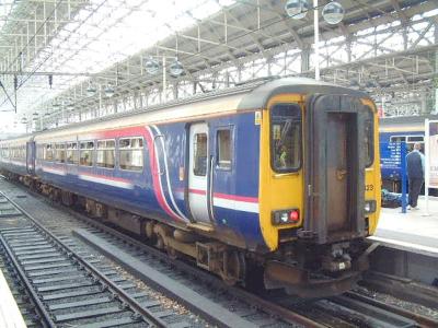 156423 at Manchester Piccadilly. &copy; Byron5574