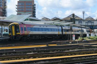 159104 at Clapham Junction. &copy; llamafish