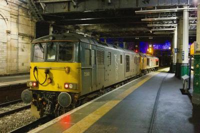73968 at Edinburgh Waverley. &copy; stevexos