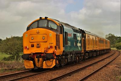 37401 at Oram Farm Crossing. &copy; stevexos