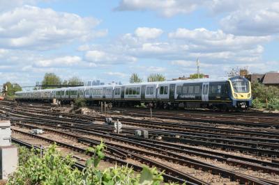 photo of 701030 at Clapham Junction