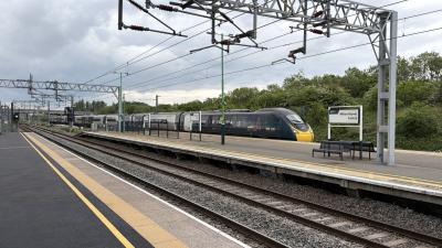 390016 at Milton Keynes Central. &copy; Luivery