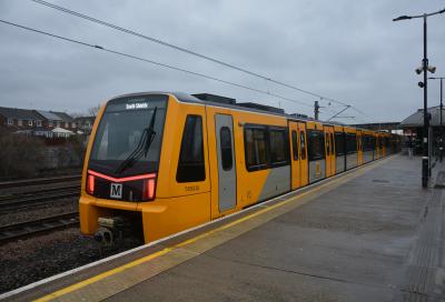 555038 at Pelaw (Tyne & Wear Metro). &copy; AJax