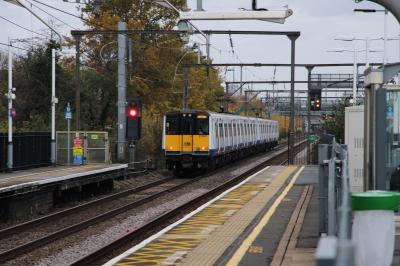 315847 at Chadwell Heath. &copy; al66class59