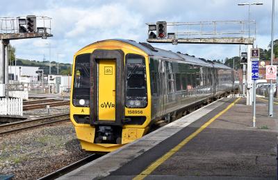158956 at Exeter St Davids. &copy; Bestieboy