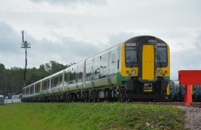 350265 at Long Marston. &copy; AJax