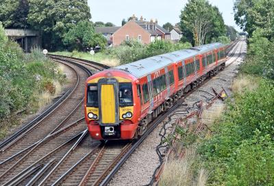 387224 at Havant. &copy; Bestieboy