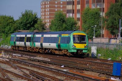 171728 at East Croydon. &copy; Shotts