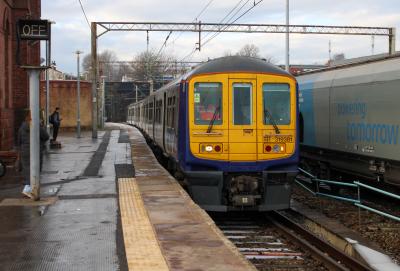 319381 at Edge Hill. &copy; South Coast Trainspotter