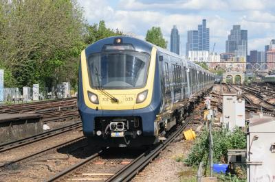 photo of 701038 at Clapham Junction