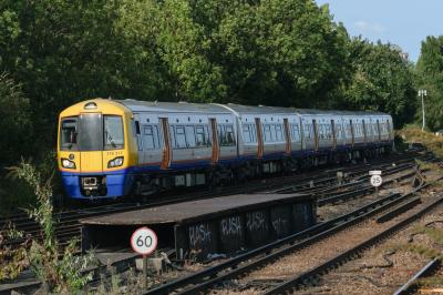 378217 at Clapham Junction. &copy; llamafish