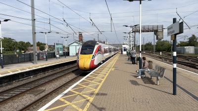 801202 at Newark North Gate. &copy; Luivery