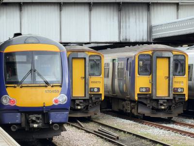 150273 at Sheffield. &copy; Luivery