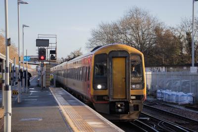 158880 at Woking. &copy; Zain