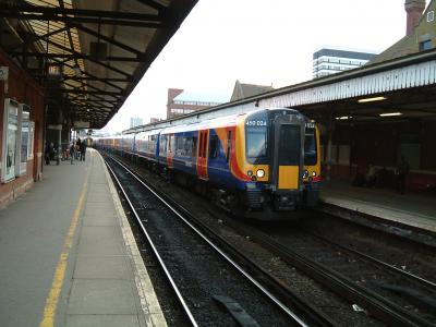 450024 at Basingstoke. &copy; Pape_Timmo
