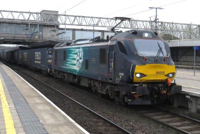 88005 at Stafford. &copy; Geoff
