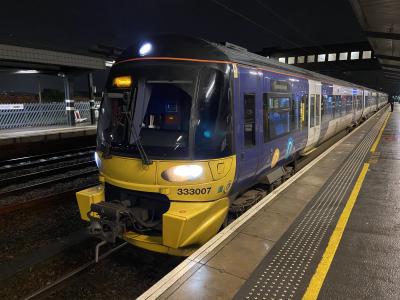 333007 at Wakefield Westgate. &copy; Pistolpete008