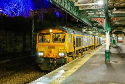 66737 at Edinburgh Waverley. &copy; stevexos